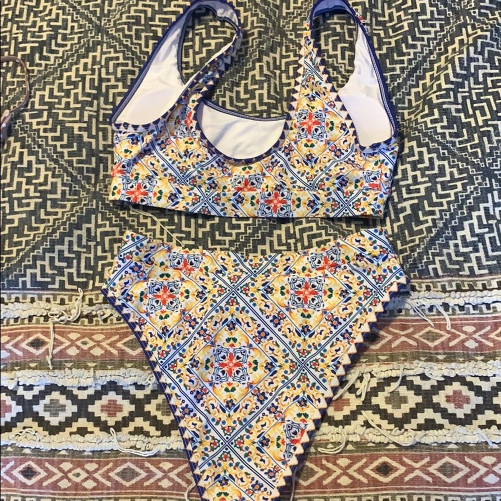 Shein bikini set - Picture 2 of 2